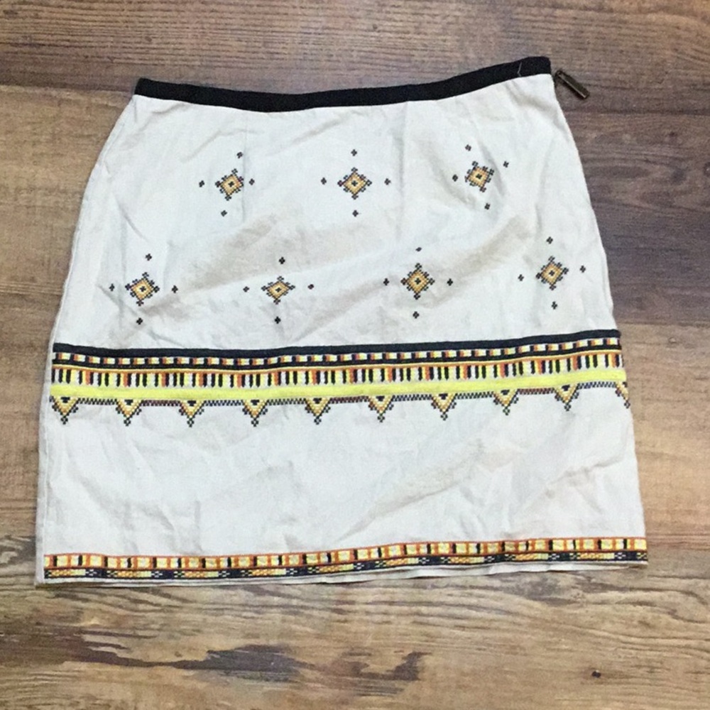 Cream Mini Pencil Skirt with Ethnic Border for Resort Wear